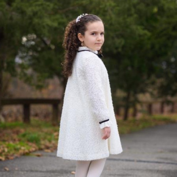 TARTINE ET CHOCOLAT WHITE CREAM LACE DRESS WITH BLACK RIBBON DETAIL - Picture 2 of 6